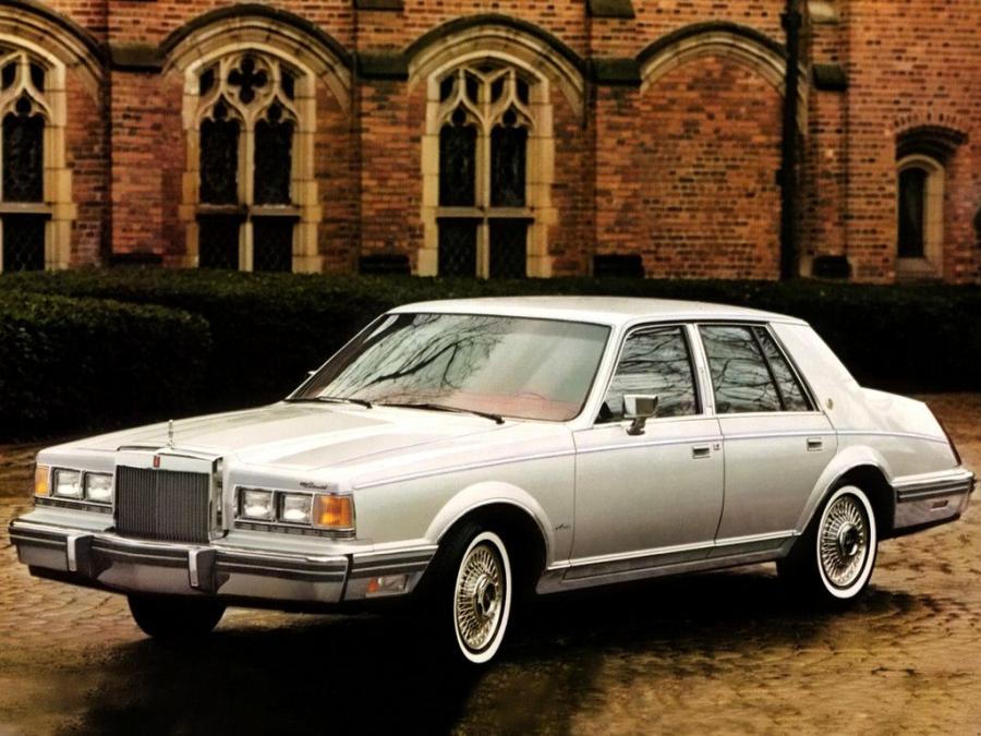  Lincoln Continental 1982 года  (фото 4 из 6)